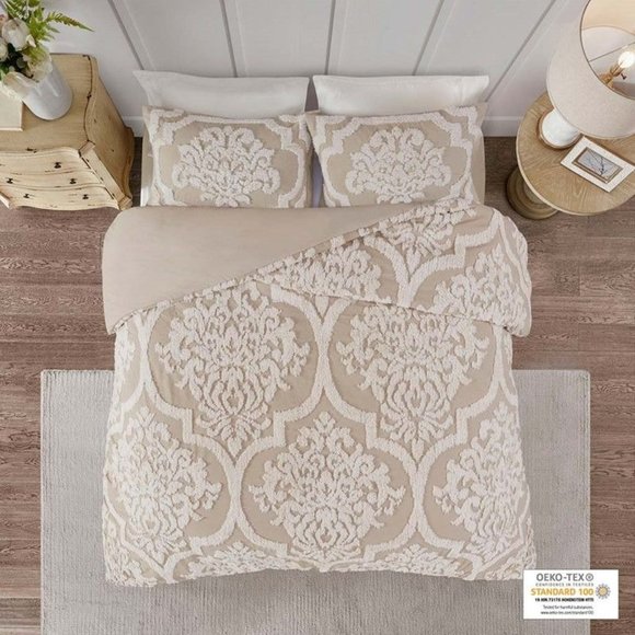 Madison Park Beige and Cream Duvet Cover Set